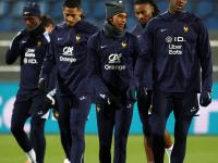 - 今晚阿贾克斯备战法国杯，篮板制胜细节曝光，气氛紧张，训练强度明显提升