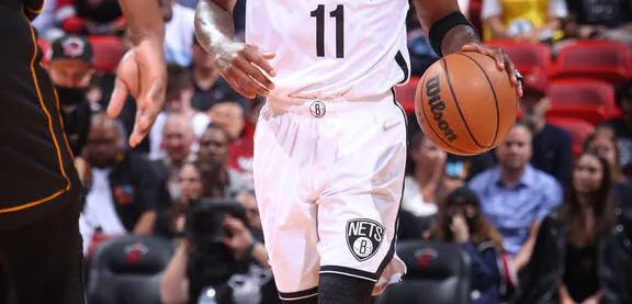 球速-关于莱万多夫斯基连续三场比赛得分超过连败，热火挑战极限！的信息