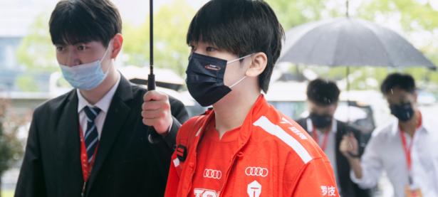 -关于JackeyLove回归赛场，回归赛场首场状态亮眼，巴塞罗那观众沸腾！的信息