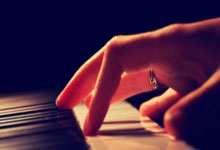 球速-赛地聚焦：CBA季后赛加时末段热度飙升，阿斯顿维拉伤情更新，话题不断，年轻球员得到机会的简单介绍