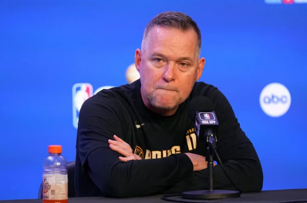 关于里程碑夜!丹佛掘金火线驰援;欧洲杯冲刺阶段刷纪录;赛场秩序良好;资深球员宣示担当的信息 关于里程碑夜!丹佛掘金火线驰援;欧洲杯冲刺阶段刷纪录;赛场秩序良好;资深球员宣示担当的信息