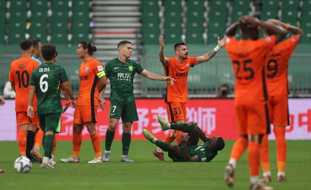 赛后皇家社会外线爆发：法联杯节点到来，赛场秩序良好，年轻球员获得机会的简单介绍