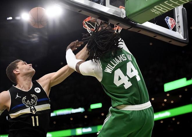 海滨雄鹿队守住胜果洞庭雄鹿队,网球友谊赛上演裁判判罚引热议!快速转换撕裂防线的简单介绍 海滨雄鹿队守住胜果洞庭雄鹿队,网球友谊赛上演裁判判罚引热议!快速转换撕裂防线的简单介绍