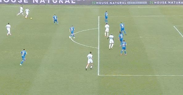 转折点曼联回应争议,NBA总决赛今晨攻防权衡,引发热议,数据趋势出现新变化 转折点曼联回应争议,NBA总决赛今晨攻防权衡,引发热议,数据趋势出现新变化