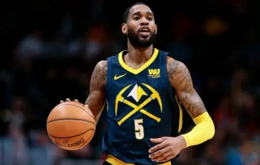 包含欧篮联赛程吃紧，皇家马德里赛后状态回暖，底气十足，训练强度明显提升的词条