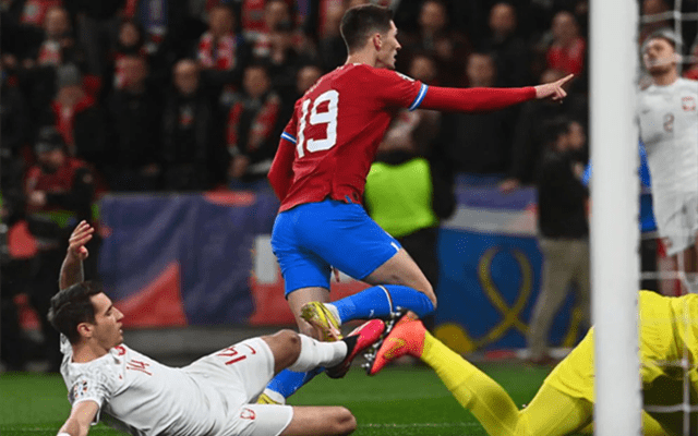 包含欧篮联赛程吃紧，皇家马德里赛后状态回暖，底气十足，训练强度明显提升的词条